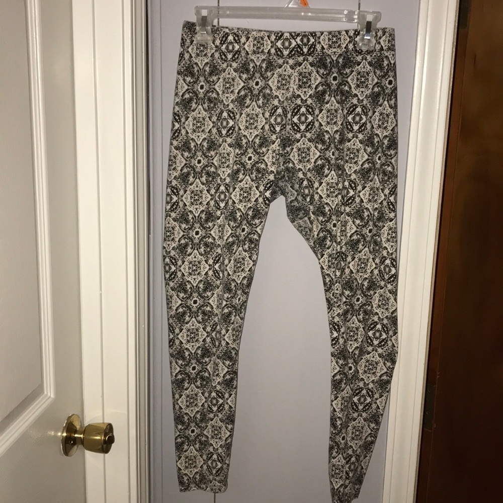 Leggings bundle, 2 pair Catos leggings. See pics